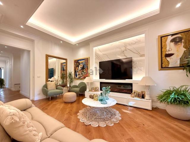 Appartamento in vendita di 130 m² in Via Giordano Bruno, 20