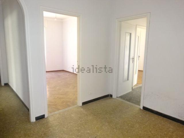 Appartamento in vendita di 130 m² in Via Giovanni Marsaglia, 36