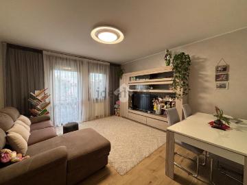 Appartamento in vendita di 130 m² in Via Guerzoni, 1602