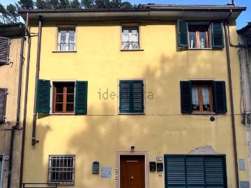 Appartamento in vendita a Piazza Montignoso