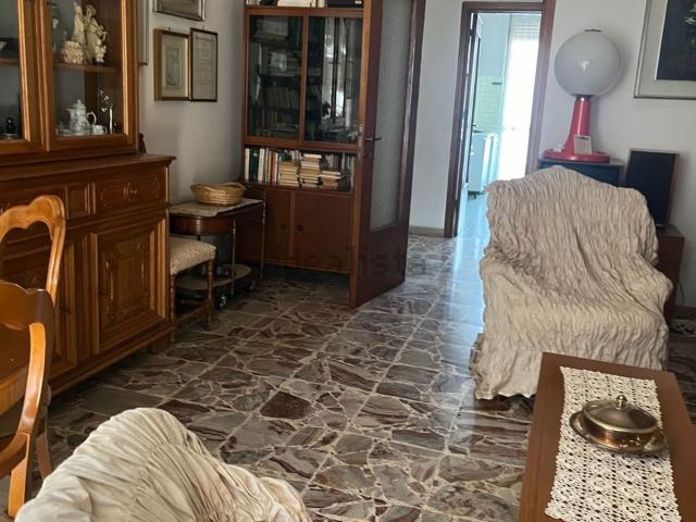 Appartamento in vendita di 130 m² in Via Guglielmo Marconi