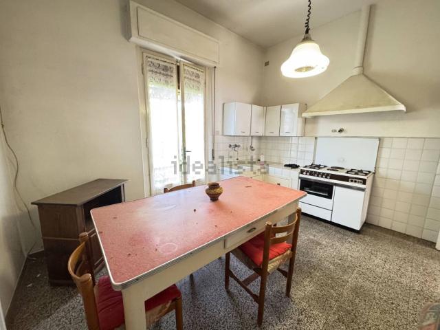 Appartamento in vendita di 130 m² in Via Dante Alighieri