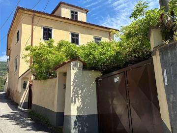 Appartamento in vendita di 130 m² in Via dei Baiardi