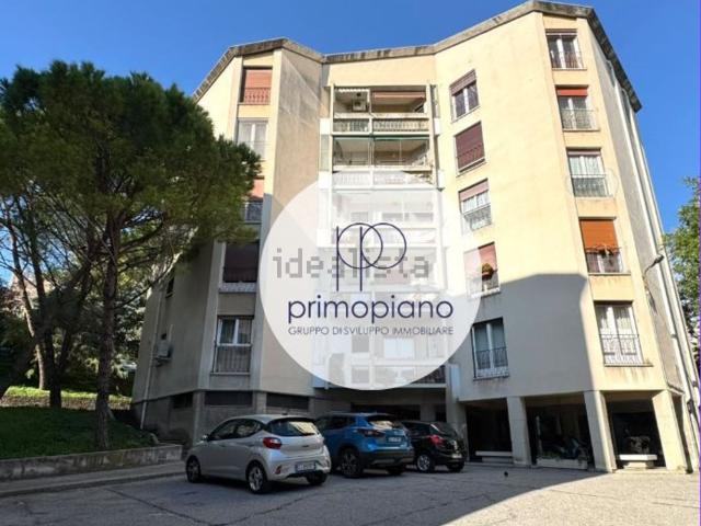 Appartamento in vendita di 130 m² in Via dei Vigneti
