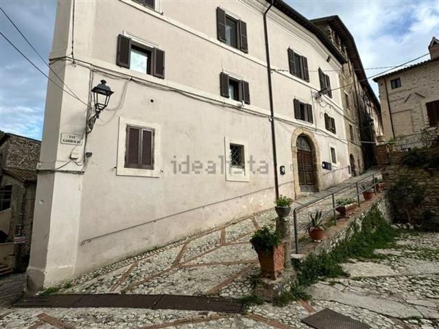 Appartamento in vendita di 130 m² in Via del Municipio