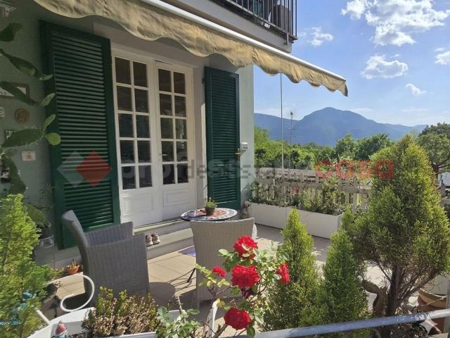 Appartamento in vendita di 130 m² in Via del Giardino, 143