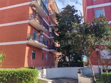 Appartamento in vendita di 130 m² in Via Del Lavoro