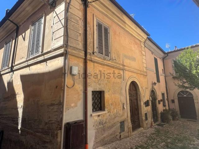 Appartamento in vendita di 130 m² in Via del Popolo, 8