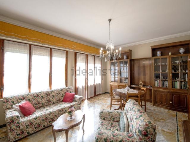 Appartamento in vendita di 130 m² in Via del Vecchietta