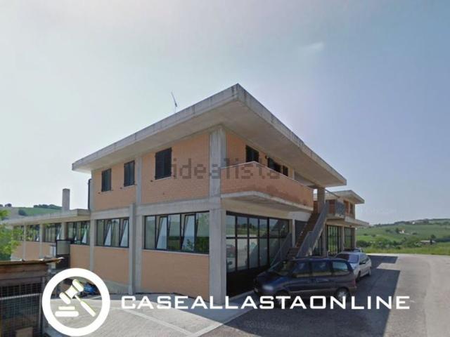 Appartamento in vendita di 130 m² in Via dell&apos Industria