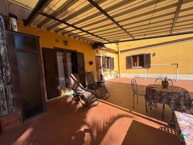 Appartamento in vendita di 130 m² in Via dell&apos Uccelliera, 94