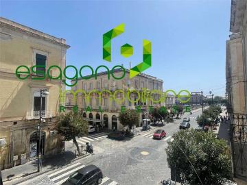 Appartamento in vendita di 130 m² in Via della Dogana