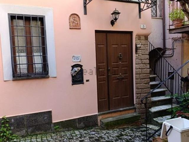 Appartamento in vendita di 130 m² in Via della Madonnella, 5