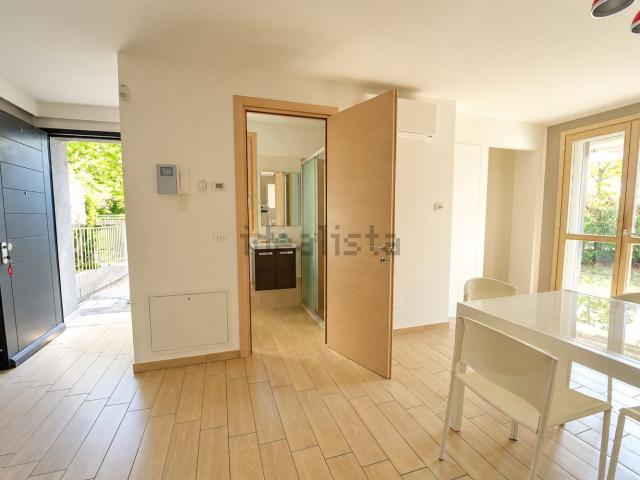 Appartamento in vendita di 130 m² in Via della Poesia