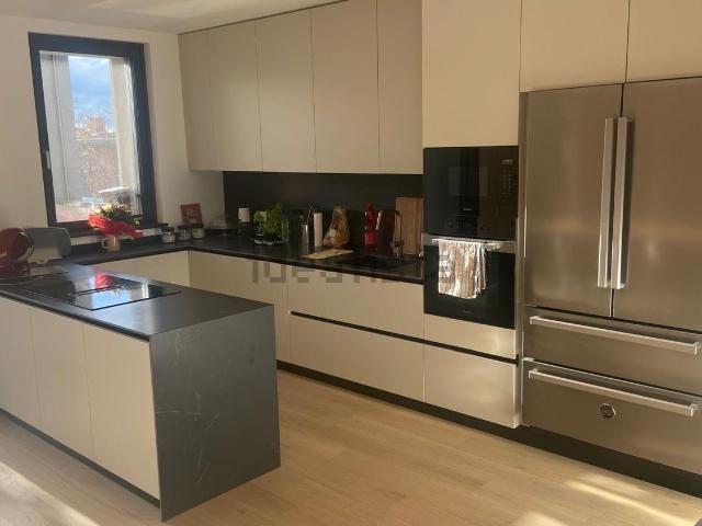Appartamento in vendita di 130 m² in Via della Roggia
