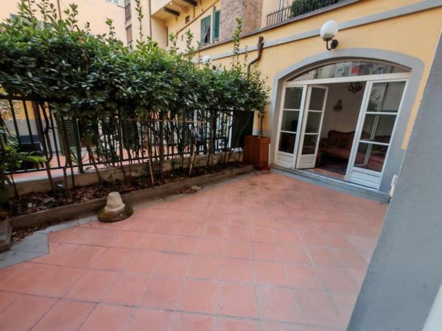 Appartamento in vendita di 130 m² in Via della Rosa, 39