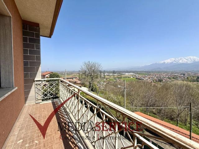 Appartamento in vendita di 130 m² in Via della Villa, 4