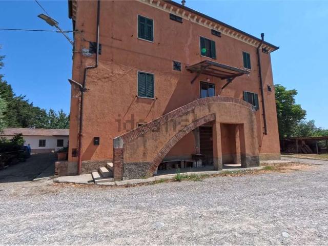 Appartamento in vendita di 130 m² in Via di Fronzina