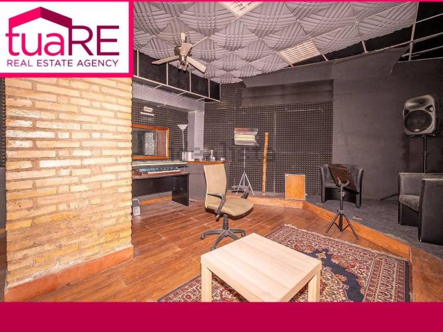 Appartamento in vendita di 130 m² in Via di San Francesco a Ripa