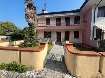 Appartamento in vendita di 130 m² in Via Diana