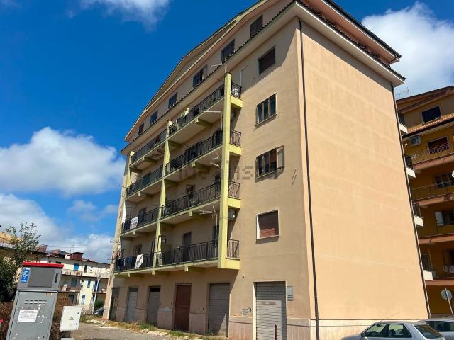Appartamento in vendita di 130 m² in Via Emanuele Paparo, 5