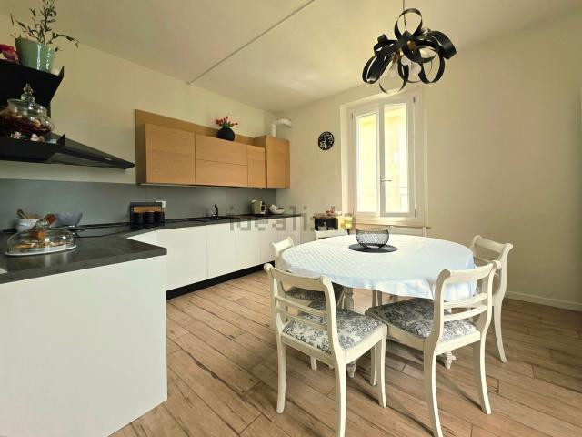 Appartamento in vendita di 130 m² in Via Emilia Est