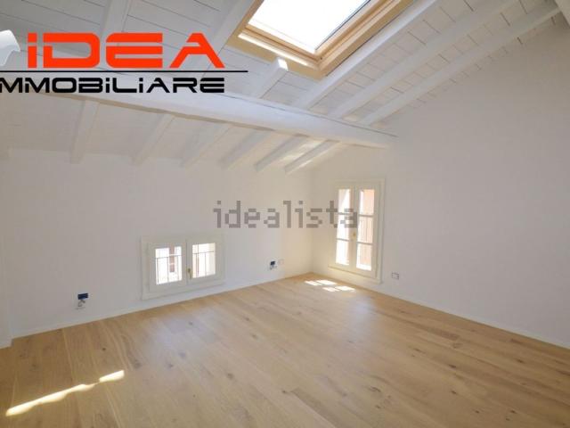Appartamento in vendita di 130 m² in Via Emilia Est