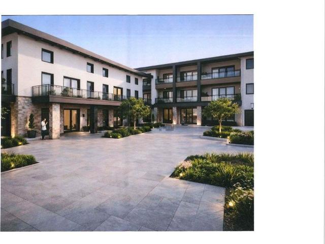 Appartamento in vendita di 130 m² in Via Enrico Medi, 2