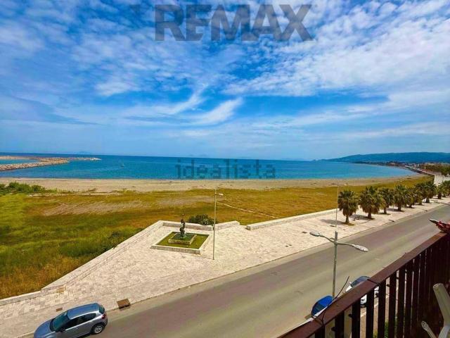 Appartamento in vendita di 130 m² in Via Enrico Cosenz