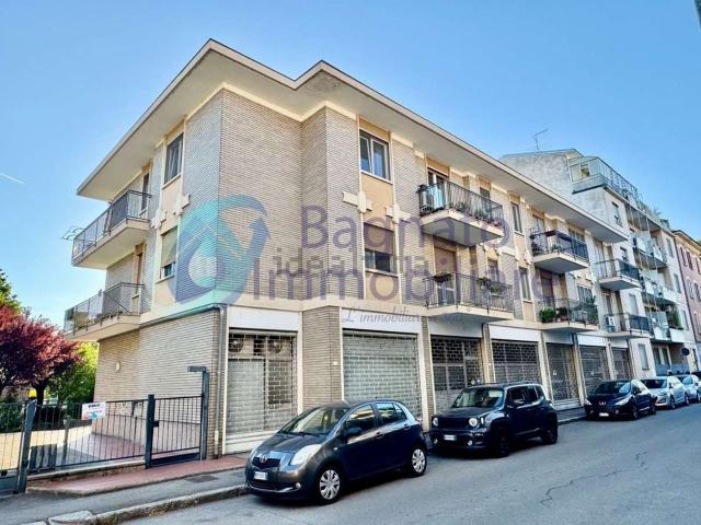 Appartamento in vendita di 130 m² in Via Edmondo de Amicis, 17