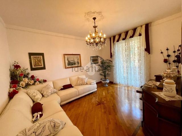 Appartamento in vendita di 130 m² in Via Elsa, 6