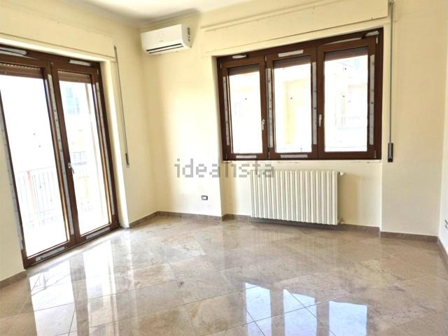 Appartamento in vendita di 130 m² in Via Ettore Vitale