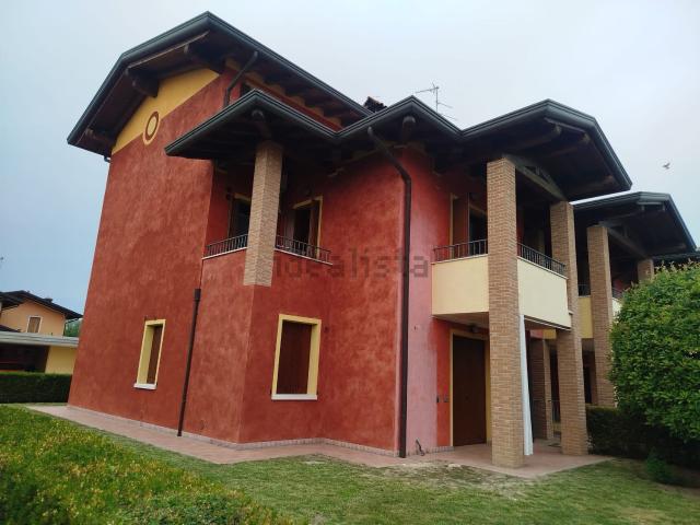 Appartamento in vendita di 130 m² in Via Formentini
