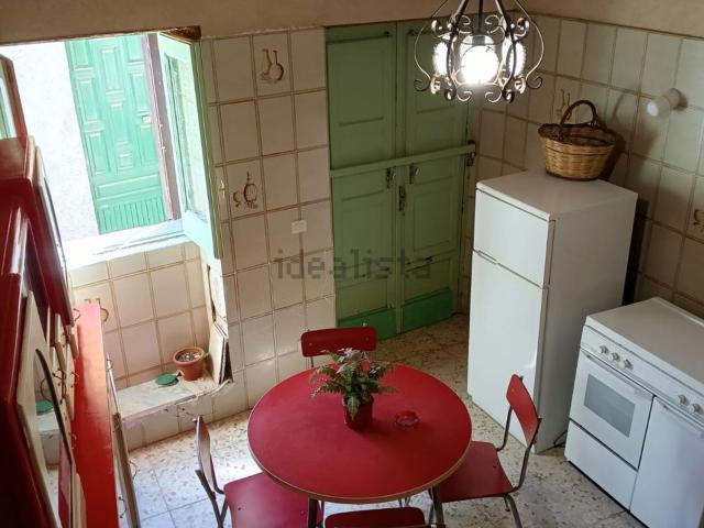 Appartamento in vendita di 130 m² in Via Fabiani, 40