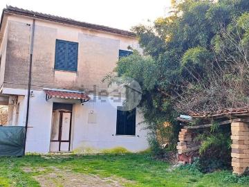 Appartamento in vendita di 130 m² in Via Farneto, 6