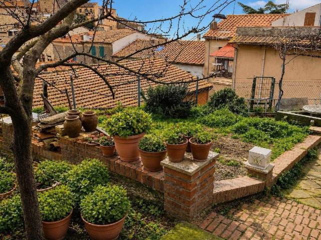 Appartamento in vendita di 130 m² in Via Filippo Turati