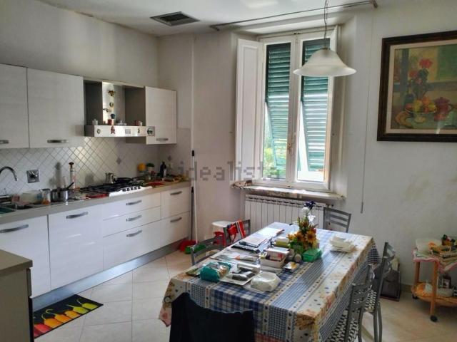 Appartamento in vendita di 130 m² in Via Filippo Buonarroti