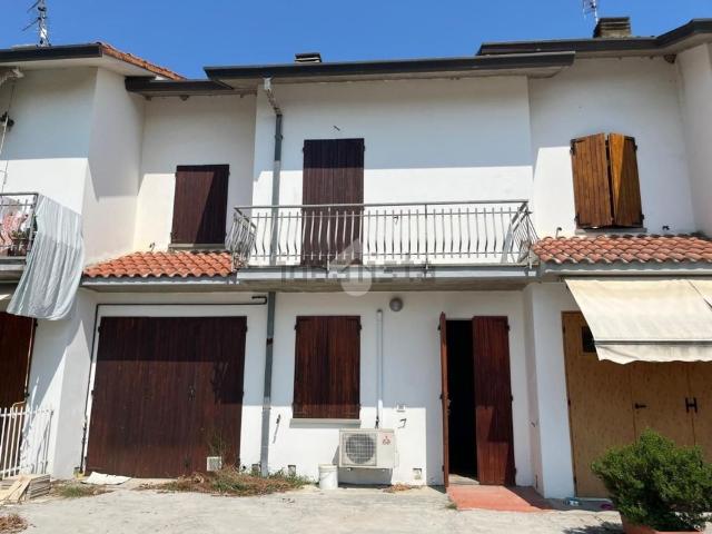 Appartamento in vendita di 130 m² in Via Francesco Berretti, 53