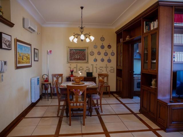 Appartamento in vendita di 130 m² in Via Francesco Crispi