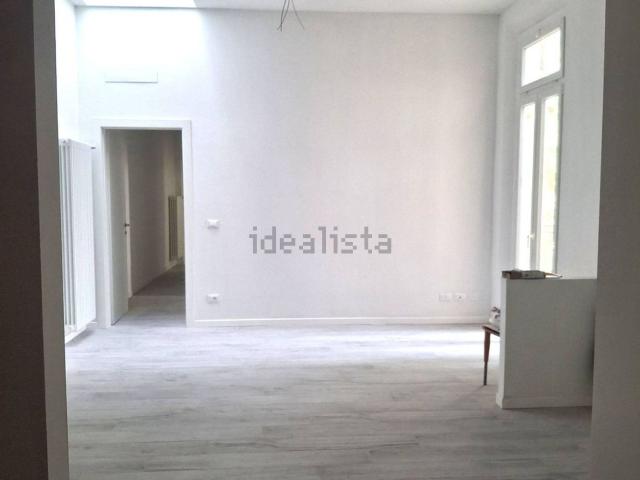 Appartamento in vendita di 130 m² in Via Francesco del Cossa, 21