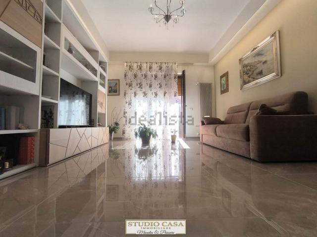 Appartamento in vendita di 130 m² in Via Frasso Telesino, 7