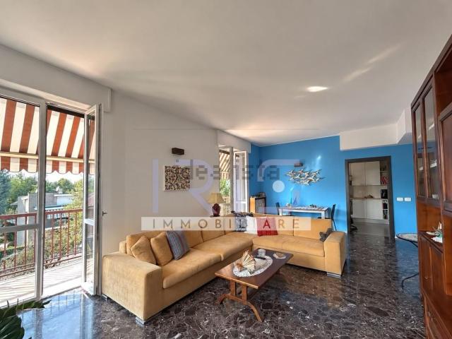 Appartamento in vendita di 130 m² in Via Fratelli Rosselli