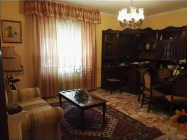 Appartamento in vendita di 130 m² in Via Italia