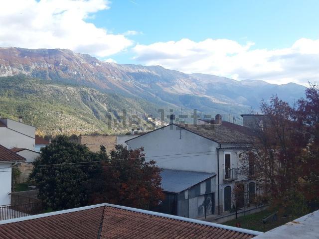 Appartamento in vendita di 130 m² in Via Italica