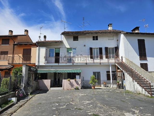 Appartamento in vendita di 130 m² in Via IV Novembre, 49