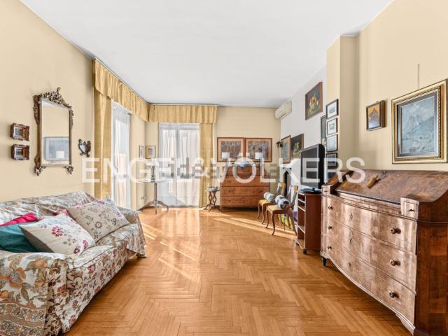 Appartamento in vendita di 130 m² in Via John Fitzgerald Kennedy, 4
