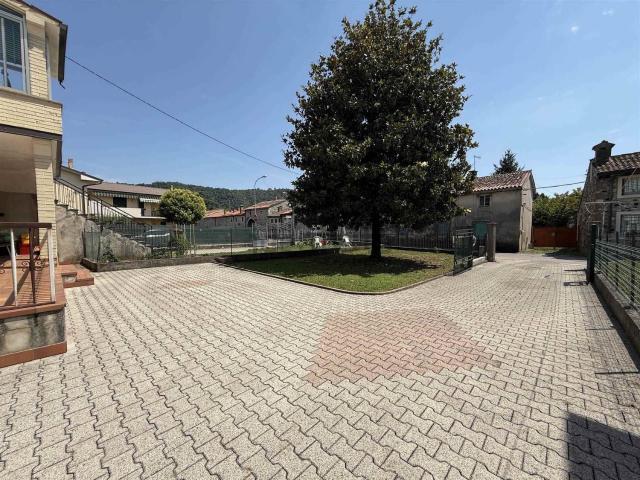 Appartamento in vendita di 130 m² in Via Oltre Agno di Sotto, 45