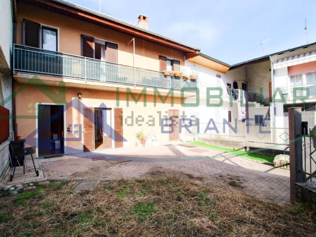 Appartamento in vendita di 130 m² in Via Ortaggi