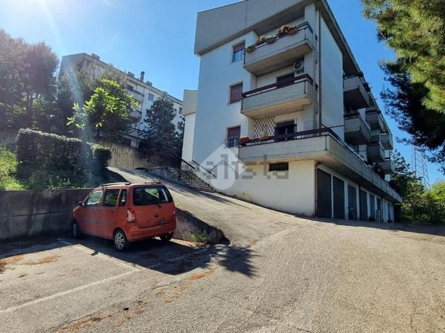 Appartamento in vendita di 130 m² in Via Ottantacinquesima Strada, 13