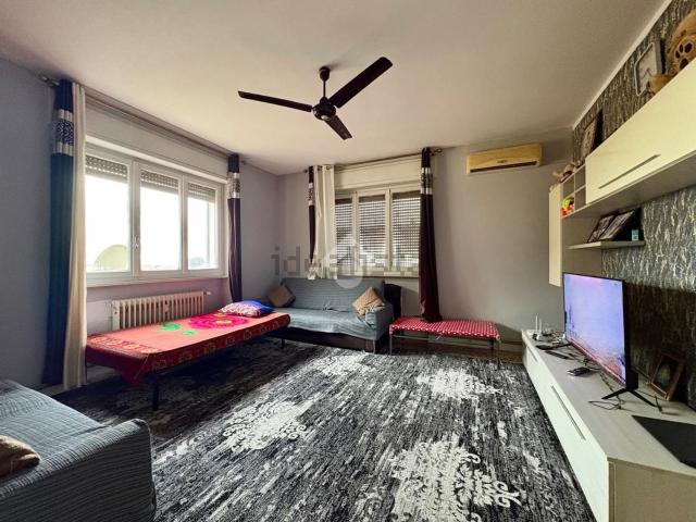 Appartamento in vendita di 130 m² in Via L. Ciocca, 30